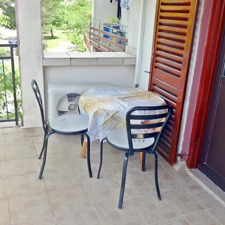 Dedo Apartamento